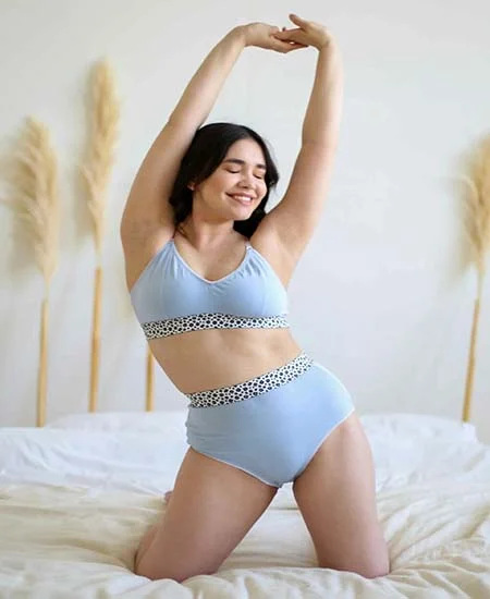 Blonde Models Thakurdwar